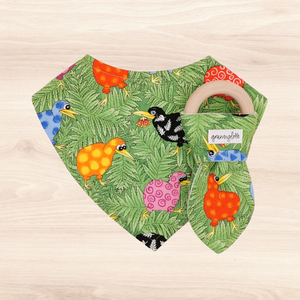 Colourful Kiwi Dribble Bib & Colourful Kiwi Teething Ring