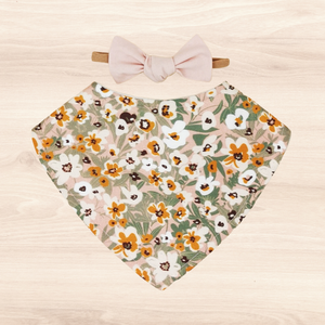 Sage Flora Dribble Bib & Blush Little-Bow